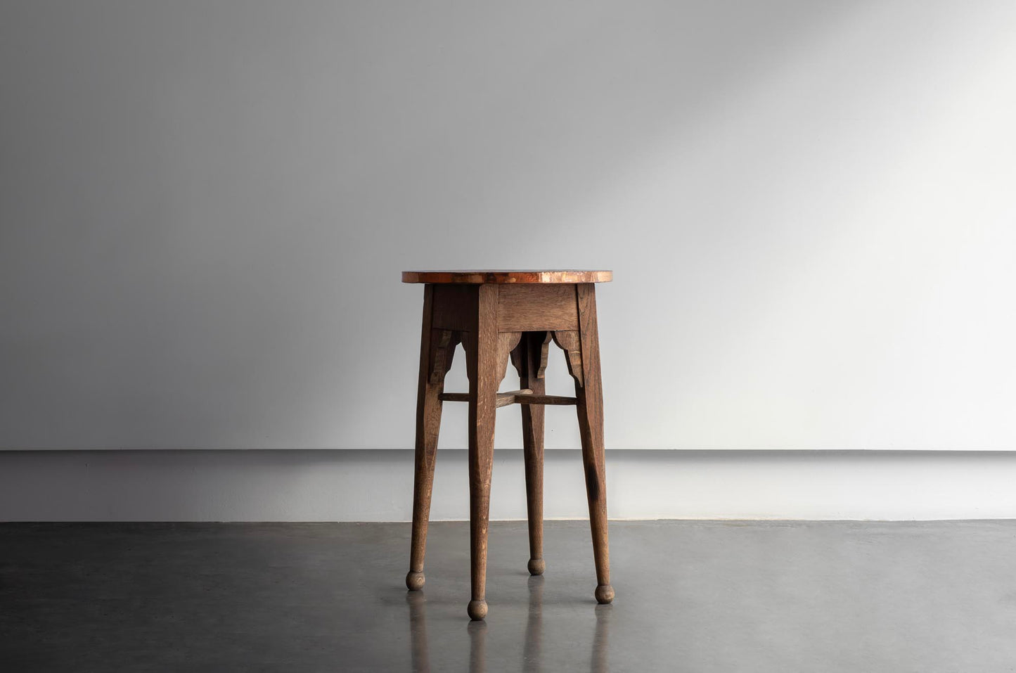 MESA AUXILIAR DE COBRE