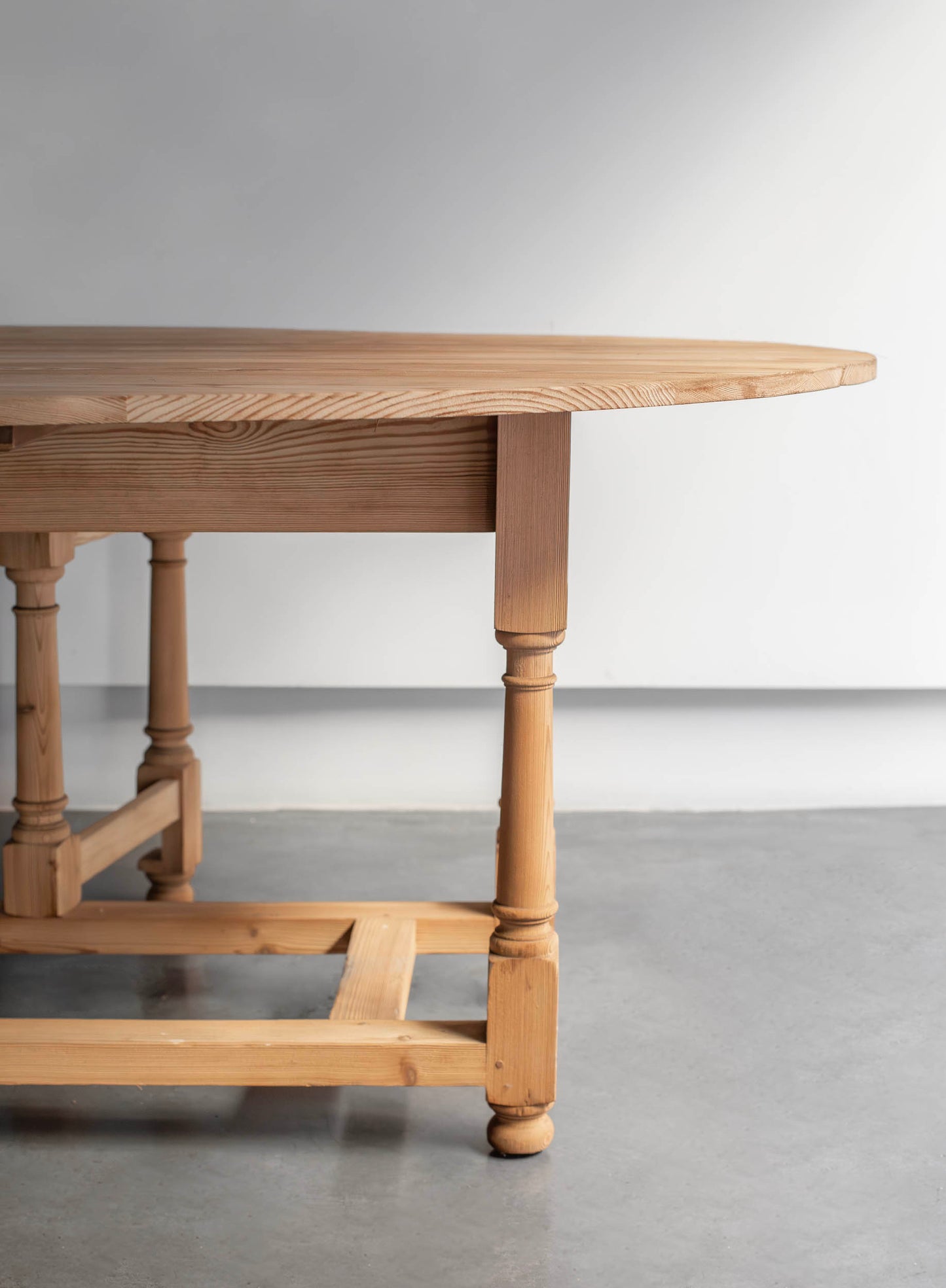 MESA DE ALAS PLEGABLE