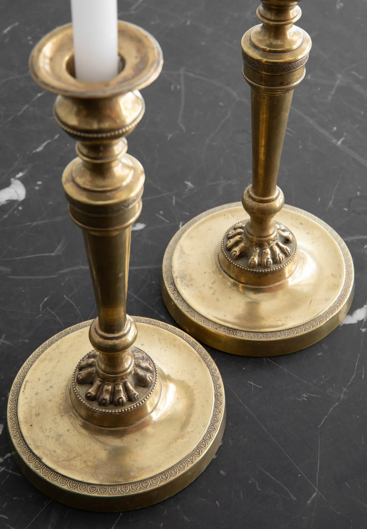 CANDELABROS GARRA DE LEÓN