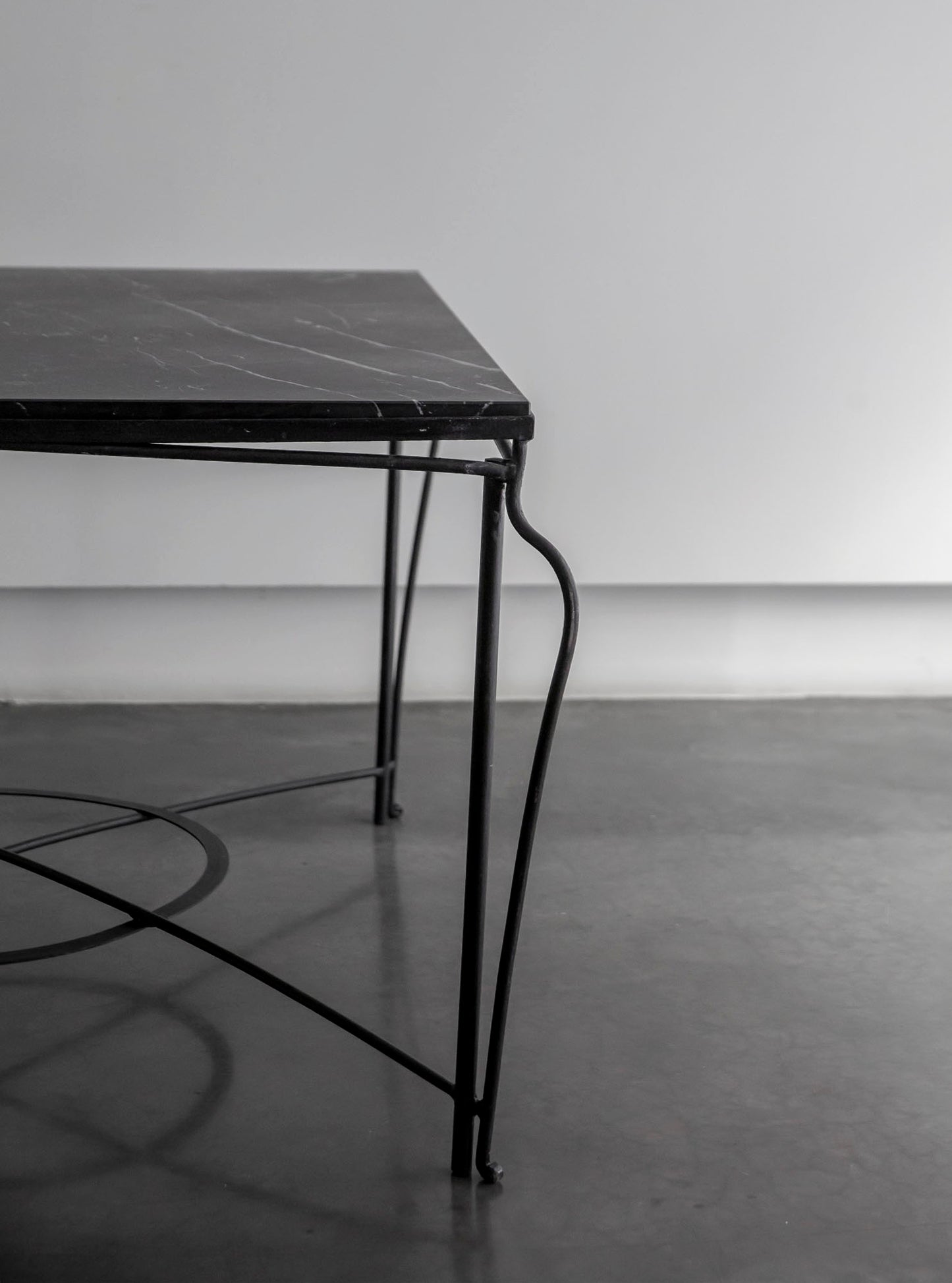 MESA DE ESTILO RECONSTRUCTION