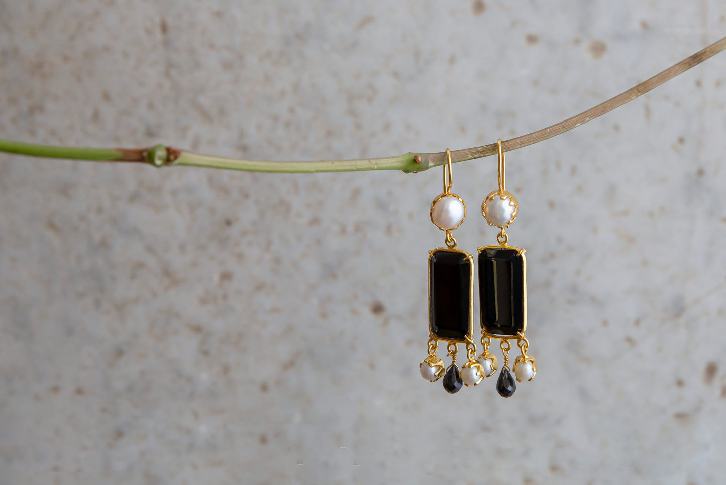 PENDIENTES DE ONIX NEGRO