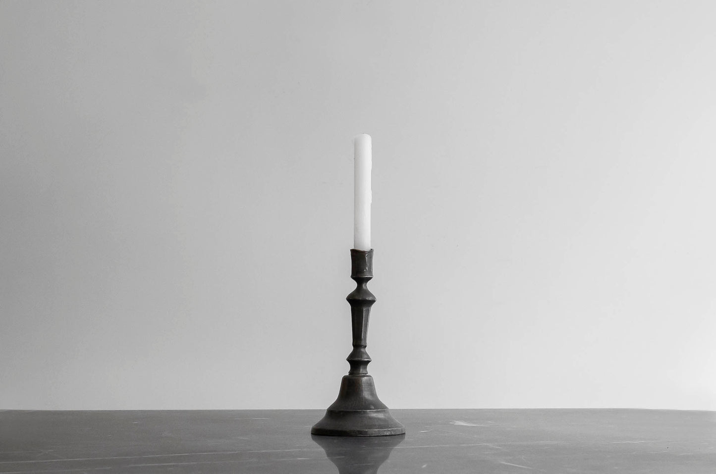 CANDELERO DE ESTAÑO PROCEDENTE DE LOIRET