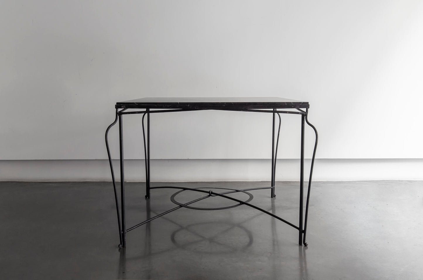 MESA DE ESTILO RECONSTRUCTION