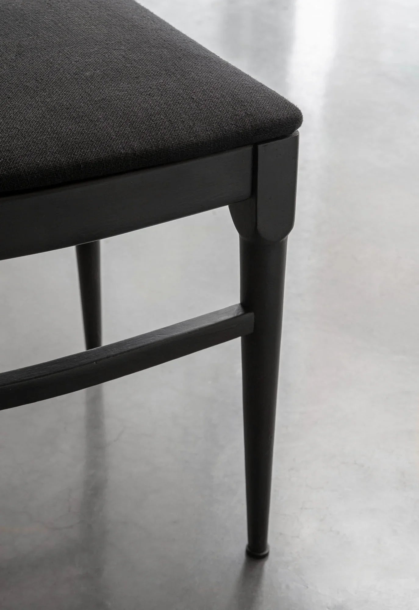 CHAISES