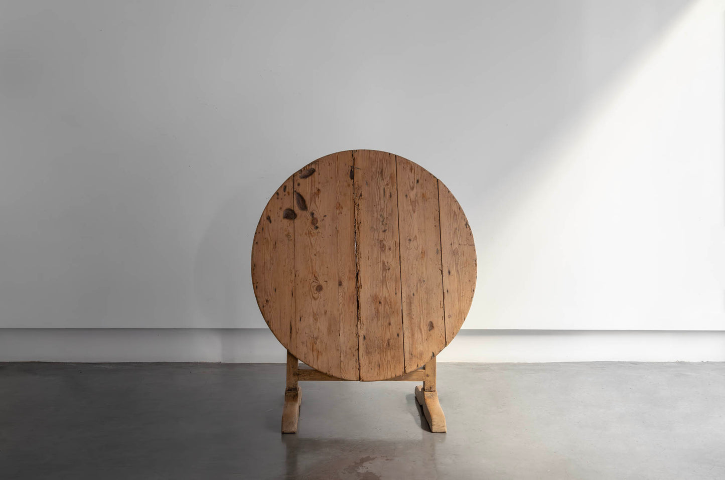 MESA DE VENDIMIA EN MADERA DE PINO