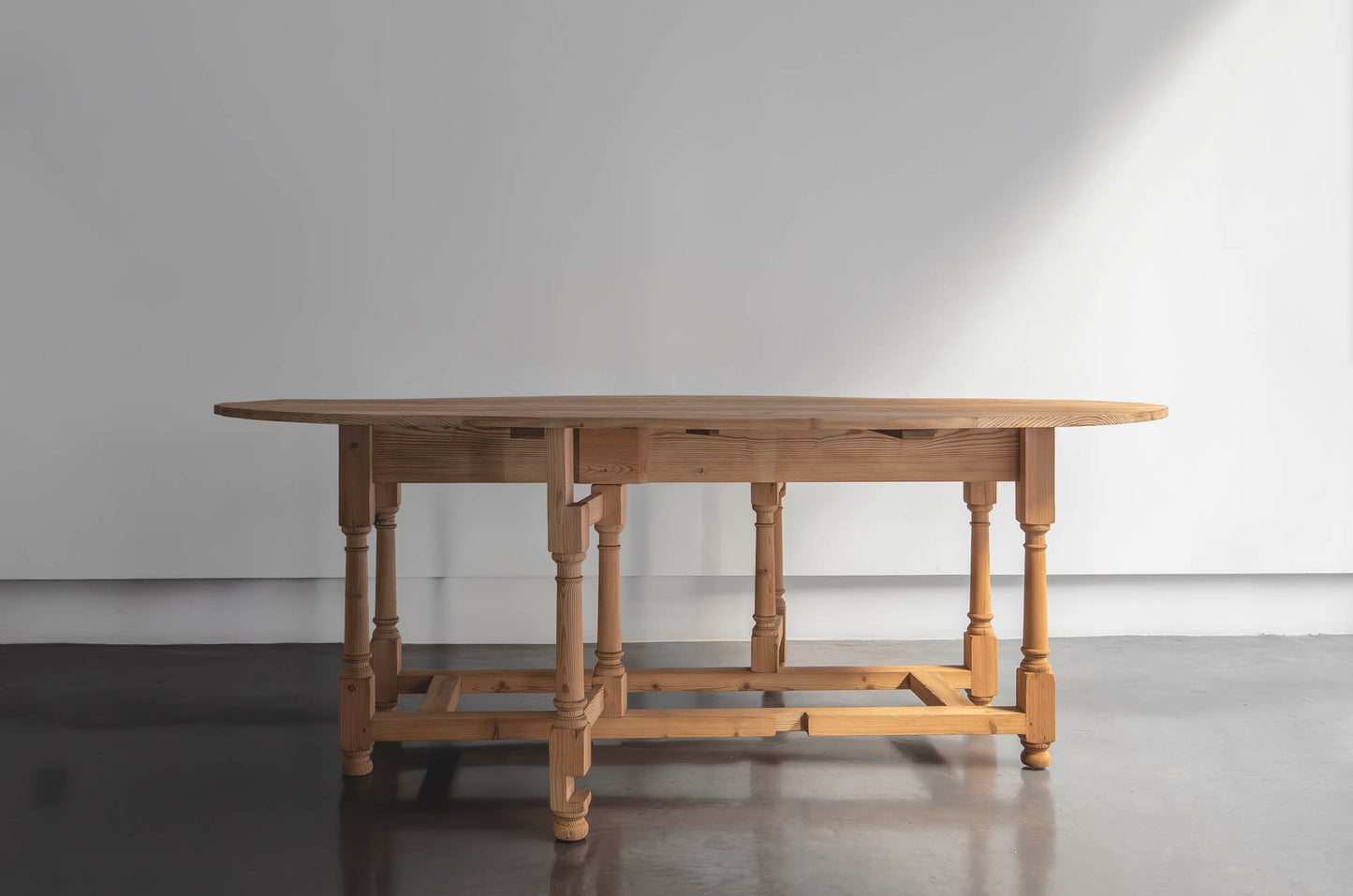 MESA DE ALAS PLEGABLE