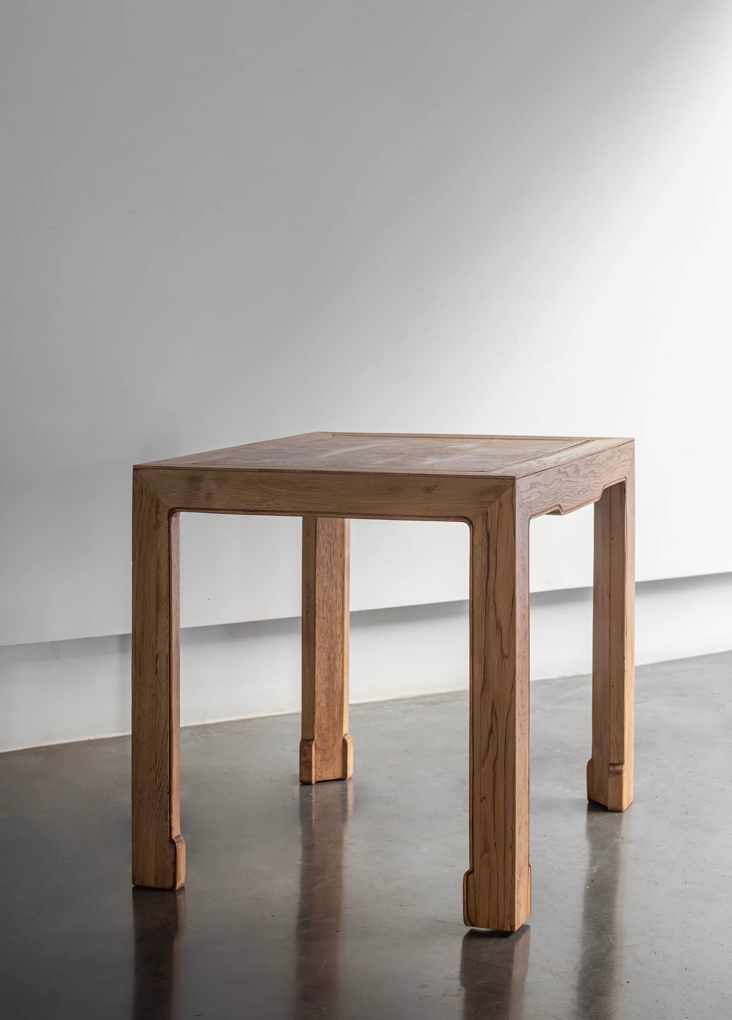 MESA AUXILIAR ORIENTE