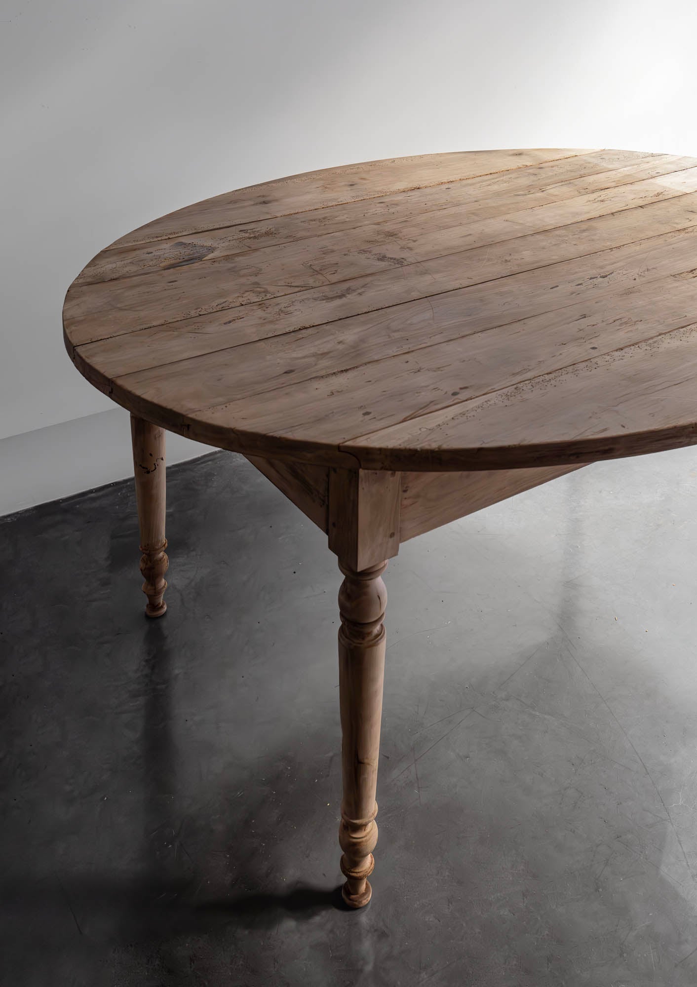 MESA DE COMEDOR PROVENZAL