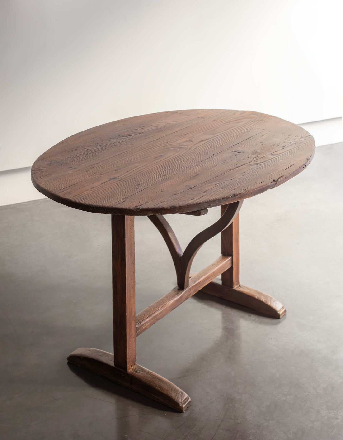 MESA DE VENDIMIA EN MADERA DE ROBLE