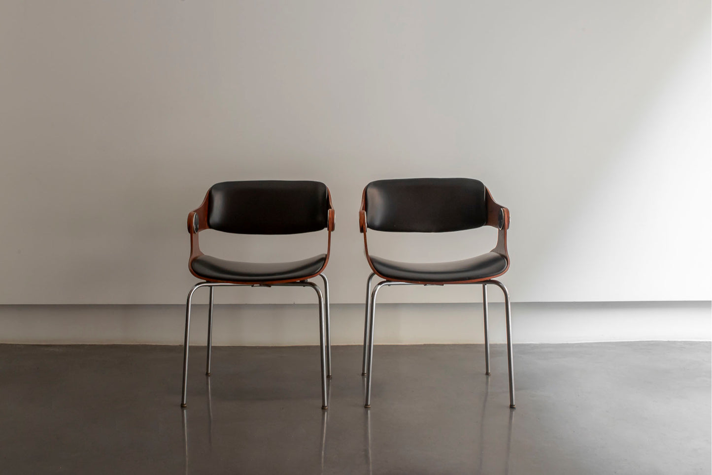 OFFICE CHAIRS BY EUGENE SCHMIDT