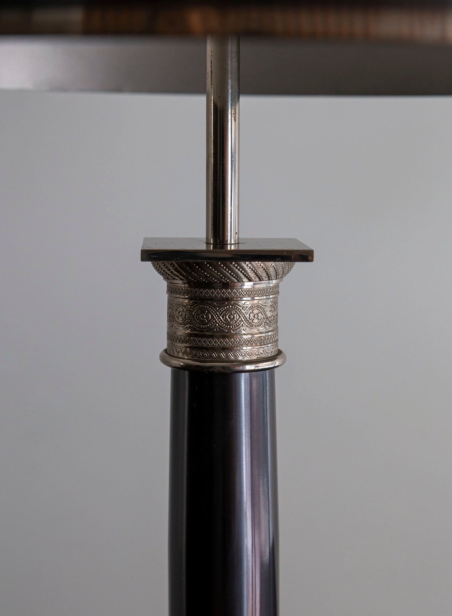 MAISON CHARLES TABLE LAMP